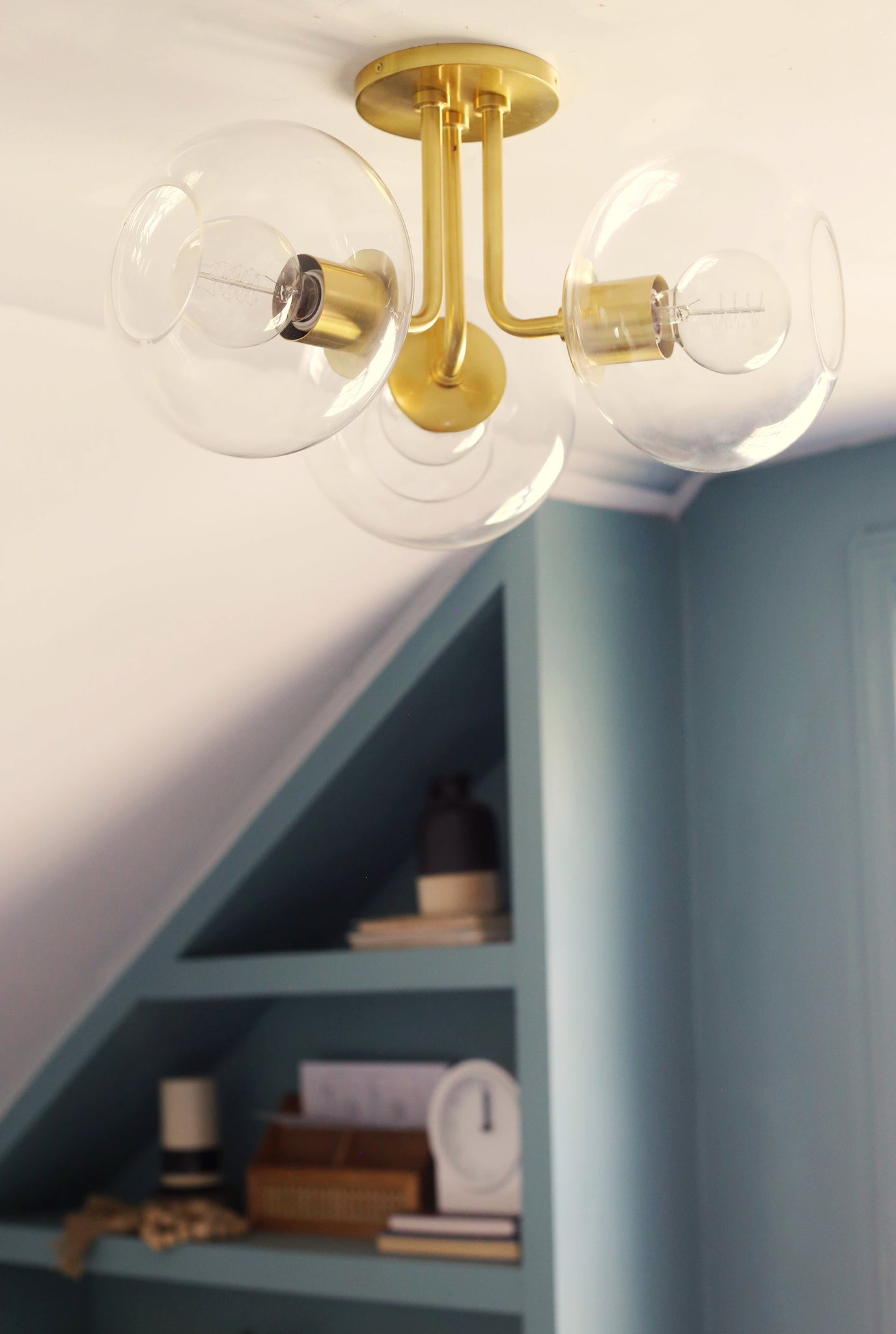 Margot Semi Flush 20" - Lifestyle [H270603-AGB]