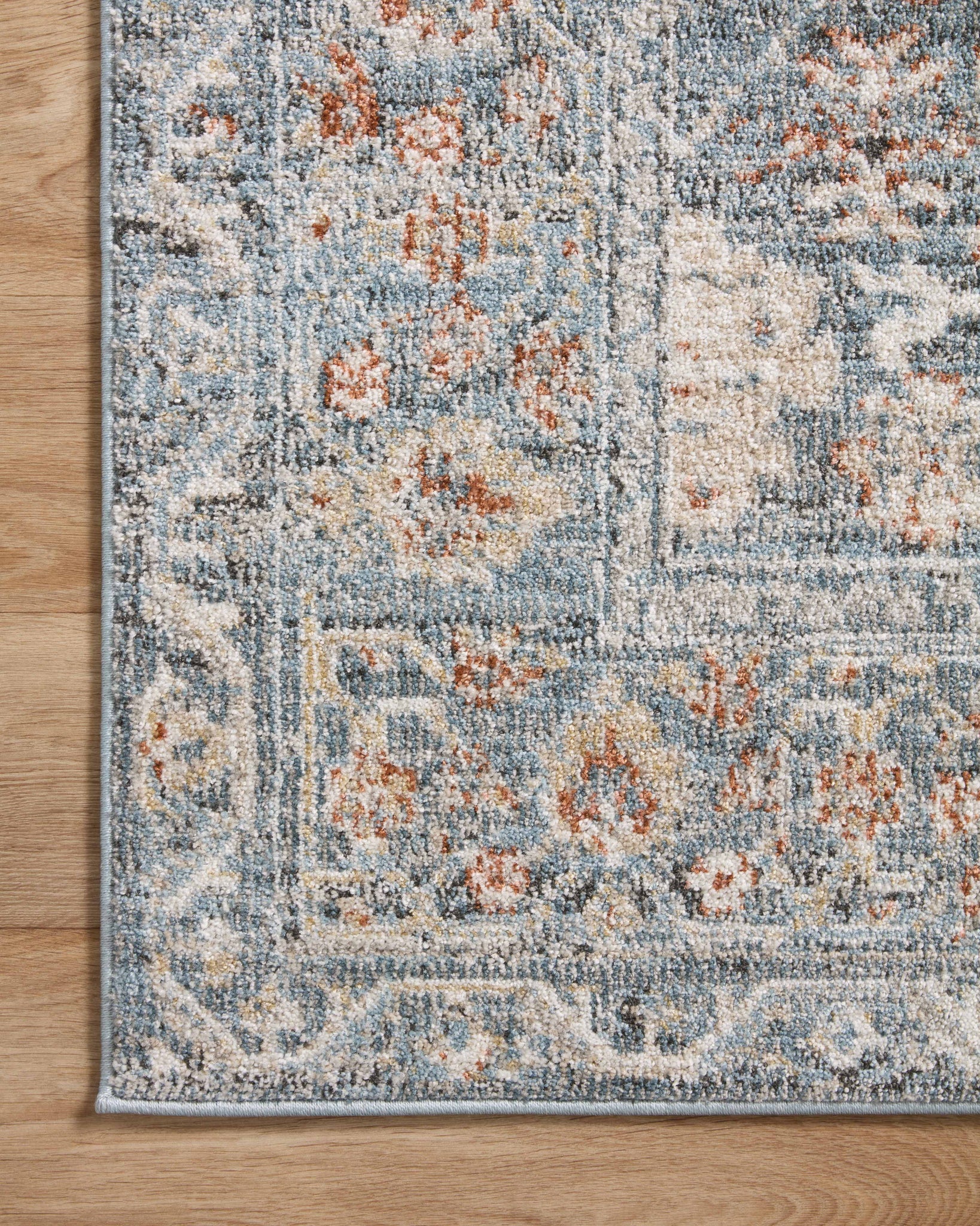 Odette Sky / Rust shown from a different angle to reveal its pattern.