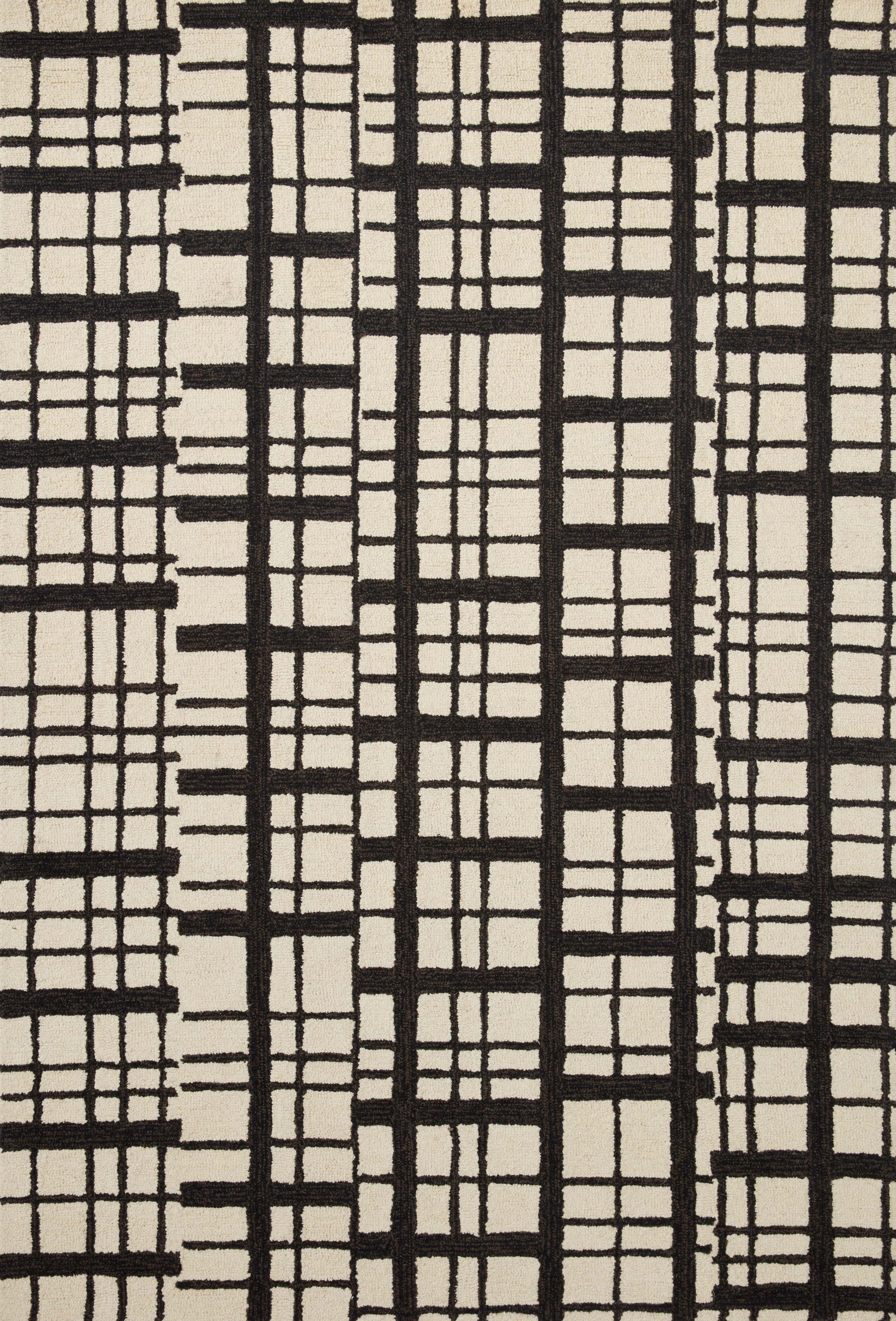Polly Black / Ivory — a Loloi rug at Laurie Yapp Home.