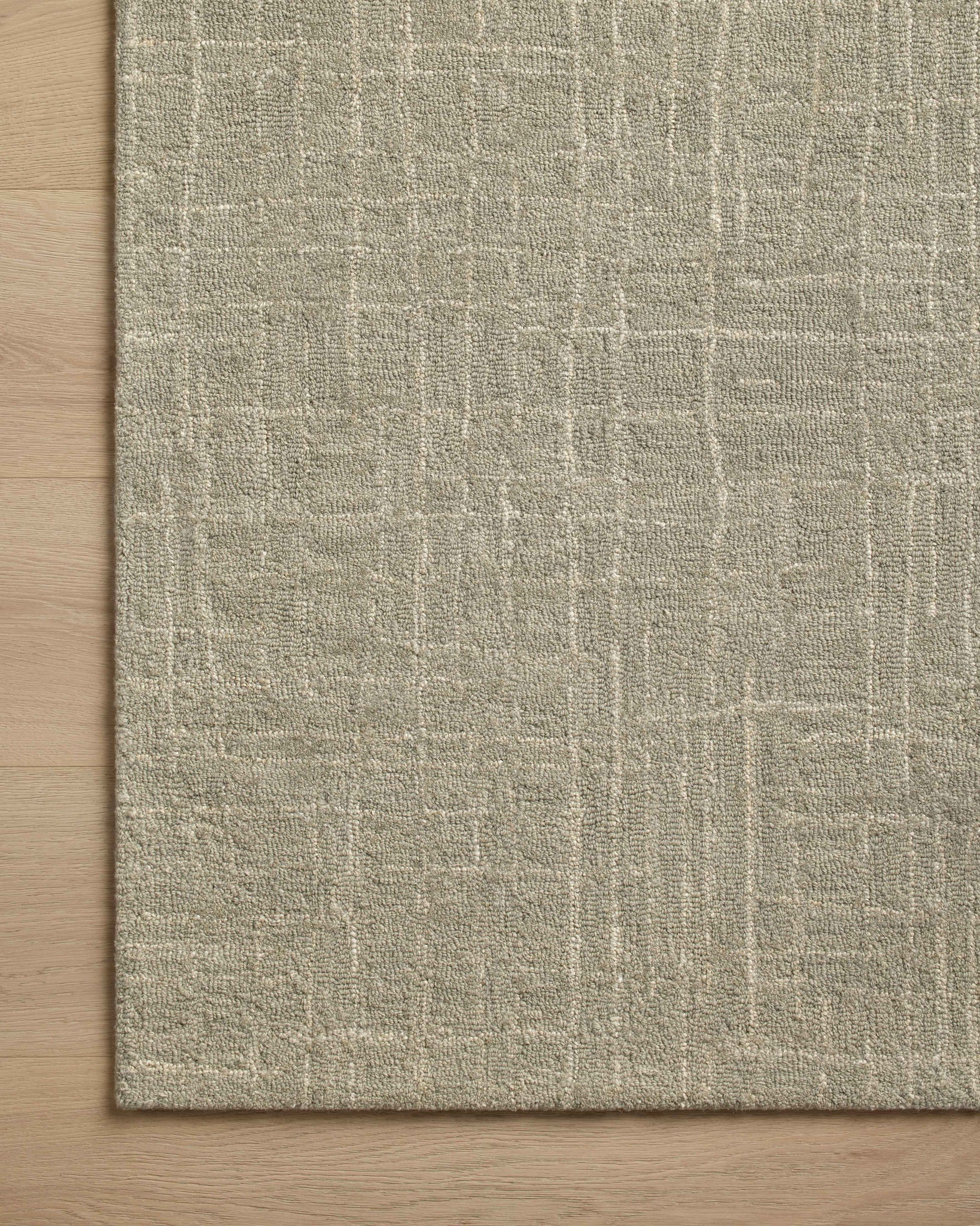 Polly Spa / Ivory shown from a different angle to reveal its pattern.