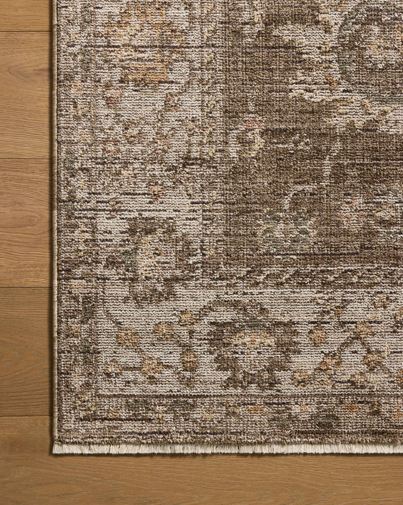 Priscilla Bark / Ivory shown from a different angle to reveal its pattern.