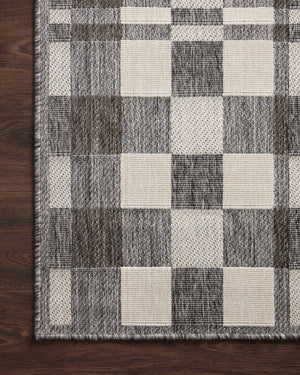 Rainier Ivory / Pebble shown from a different angle to reveal its pattern.