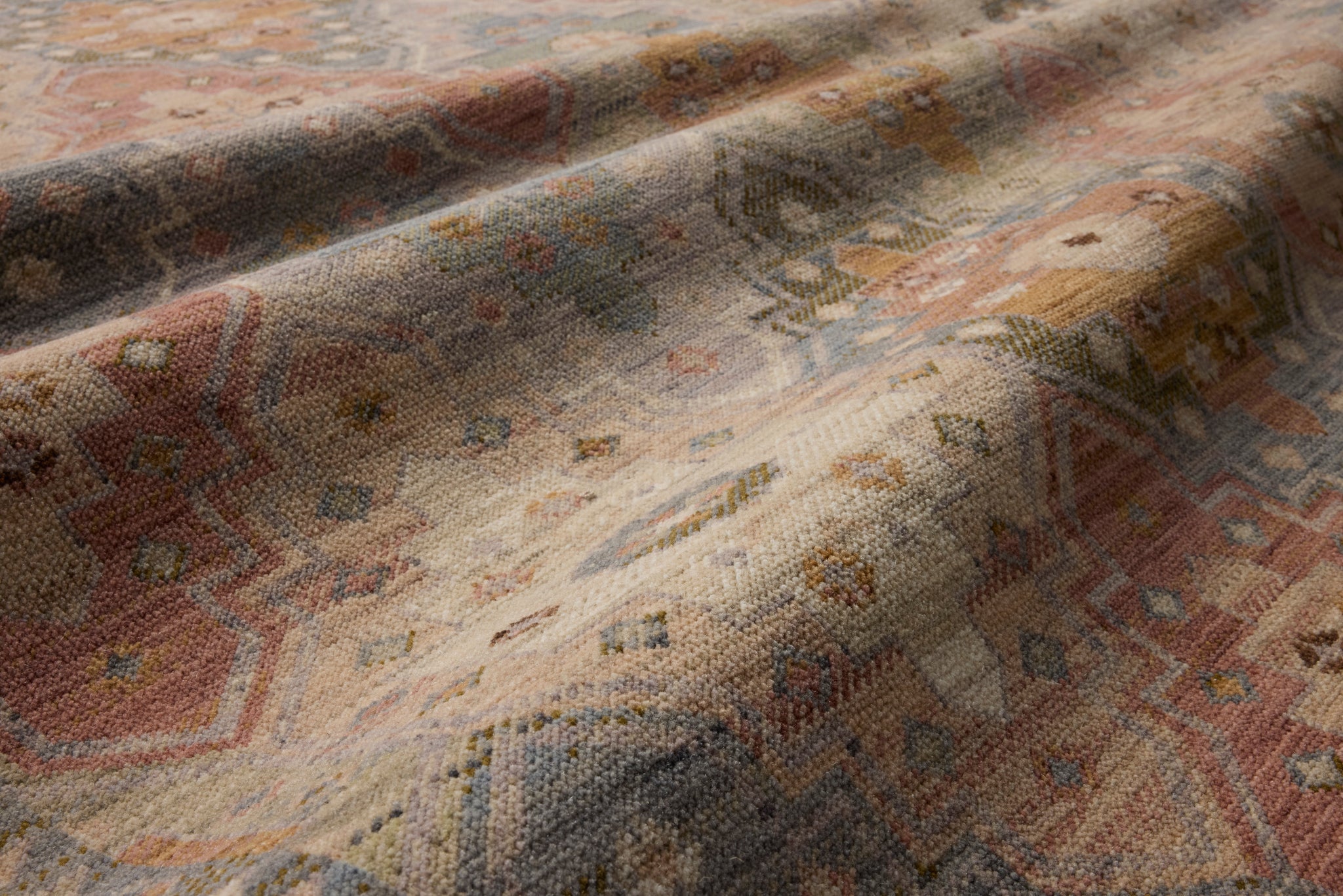 Reign Sage / Fiesta shown from a different angle to reveal its pattern.