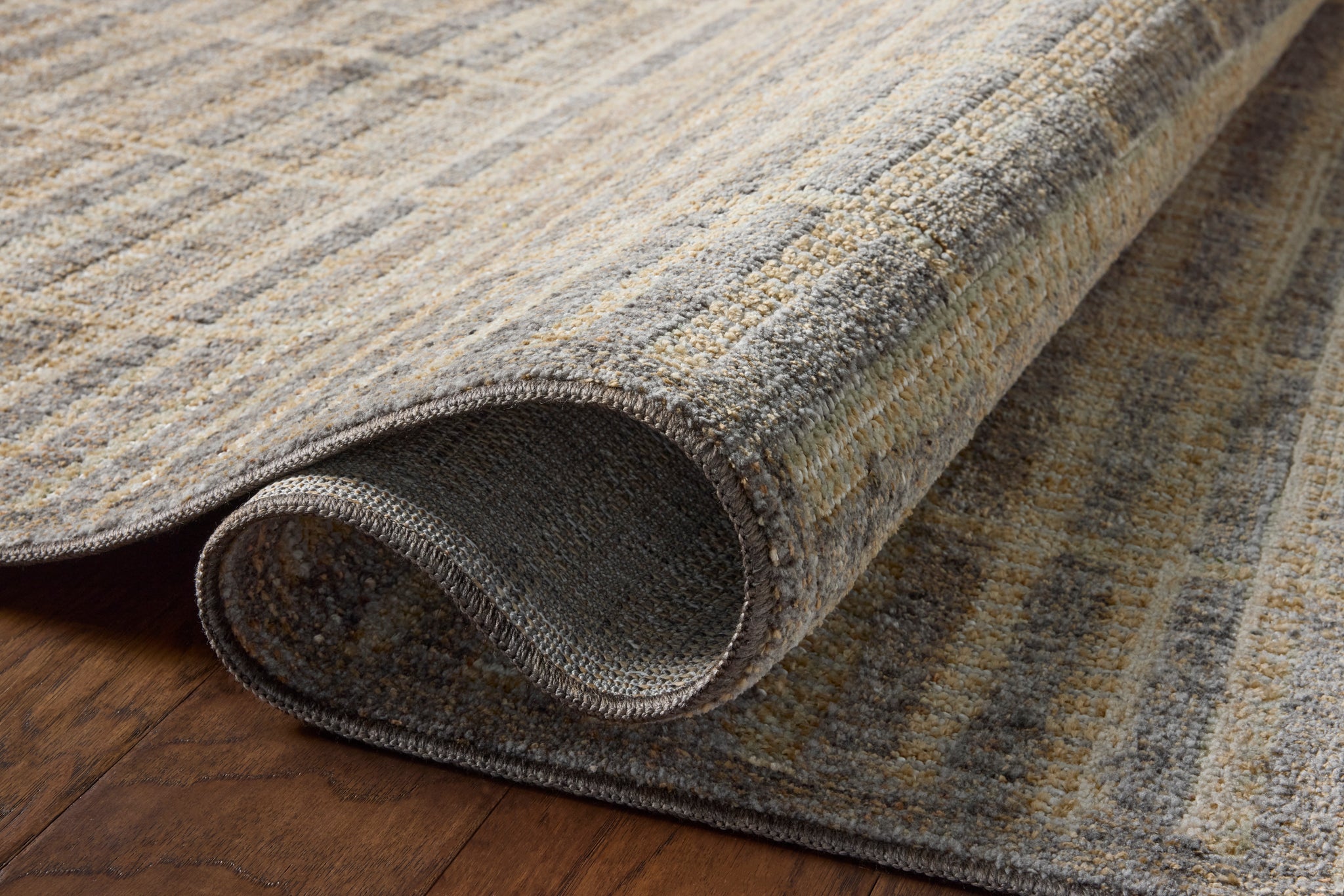 Roxie Smoke / Natural shown from a different angle to reveal its pattern.