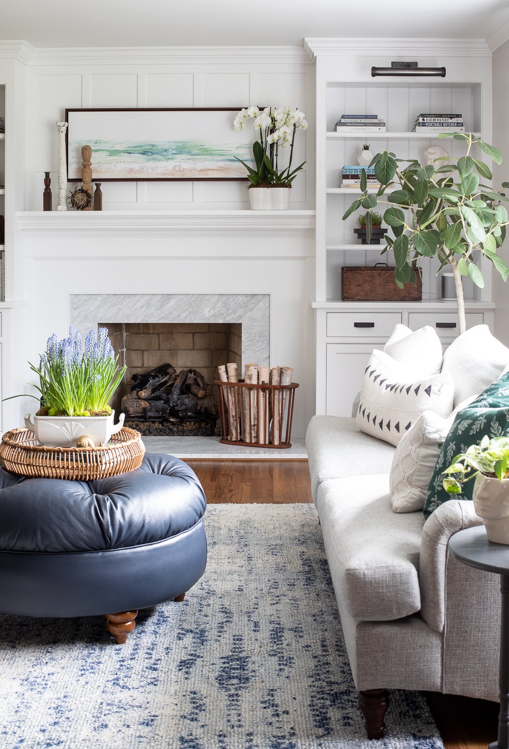 Ridgewood Picture Light 16.5" in dark bronze styled in a reading room for warm, layered light at Laurie Yapp Home.