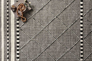 Sawyer Black shown from a different angle to reveal its pattern.