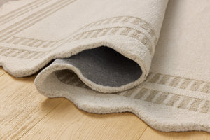 Scottie Ivory / Grey shown from a different angle to reveal its pattern.