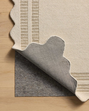 Scottie Ivory / Grey shown from a different angle to reveal its pattern.