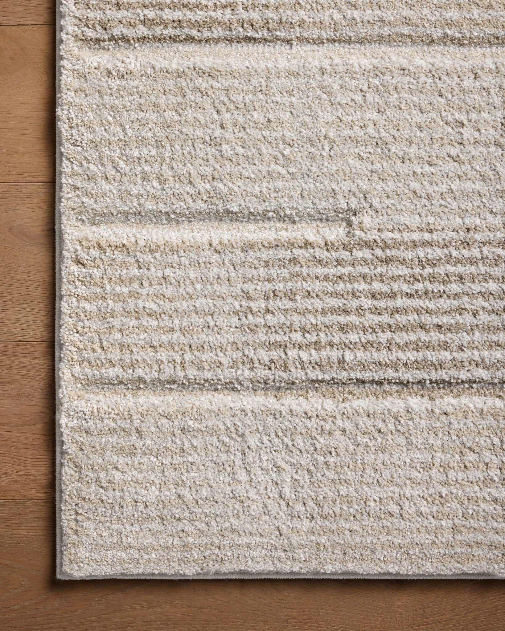 Silas Fog / Natural shown from a different angle to reveal its pattern.
