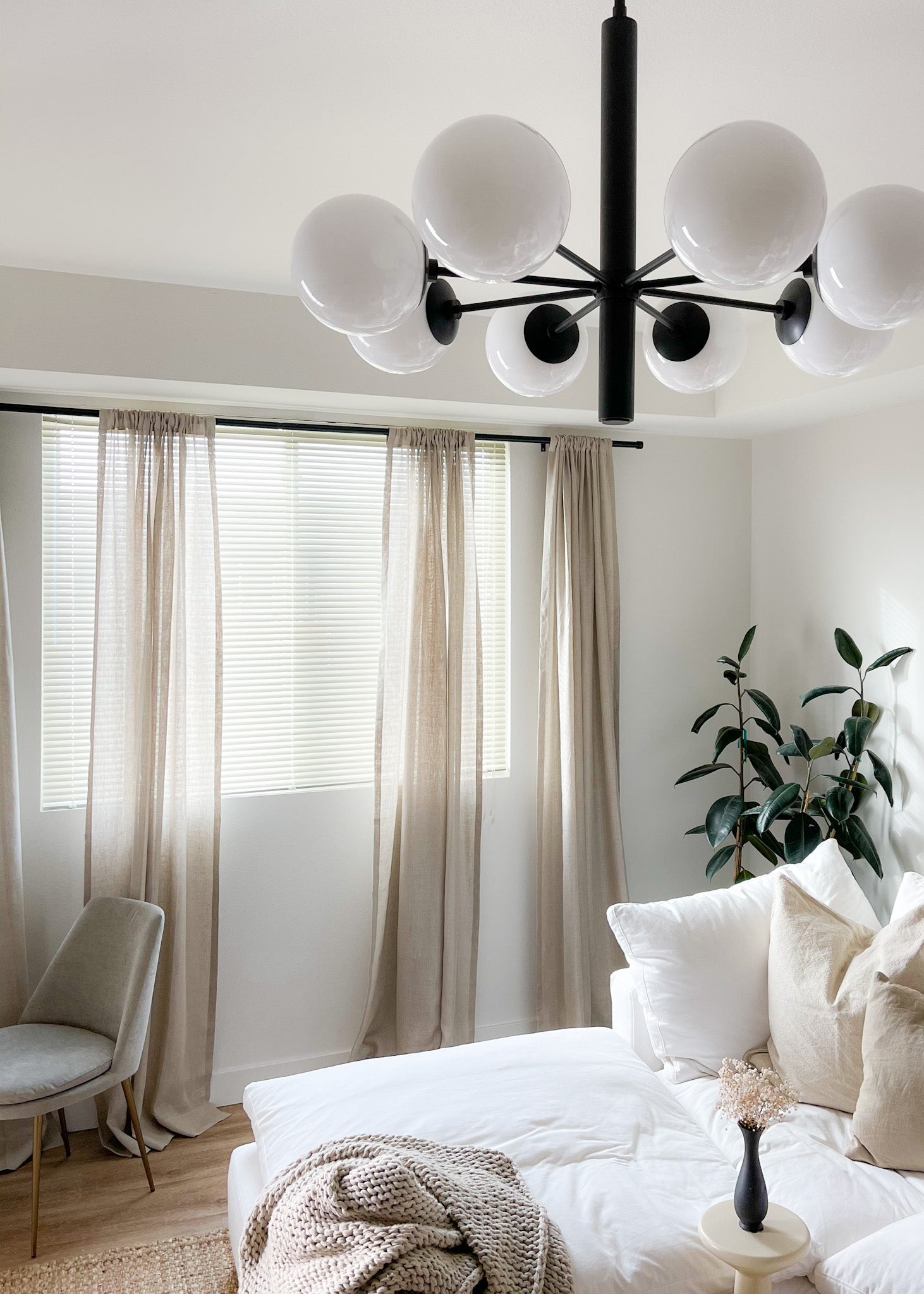 Stella Chandelier 36" - Lifestyle [H105808-OB]