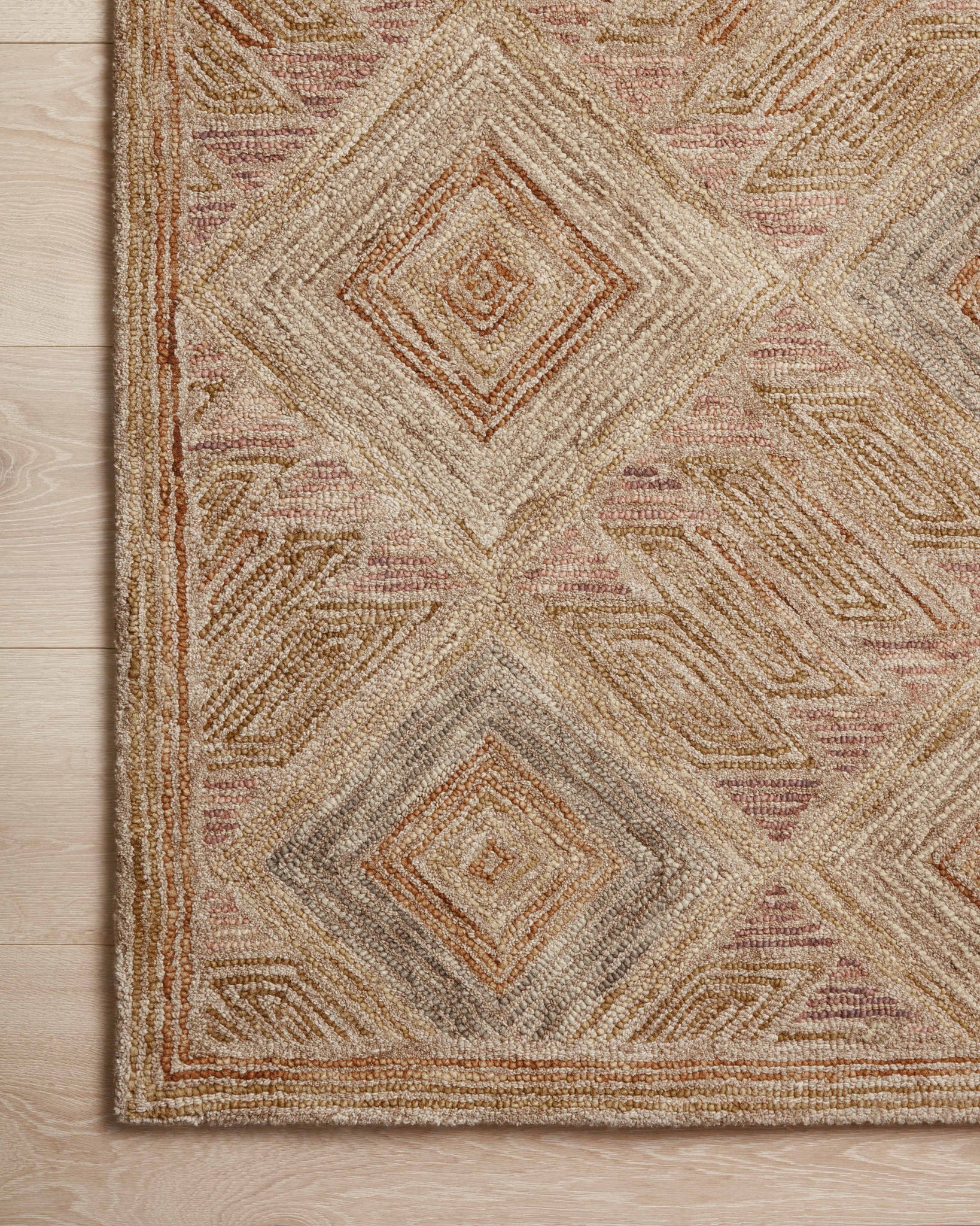 Varena Berry / Multi shown from a different angle to reveal its pattern.