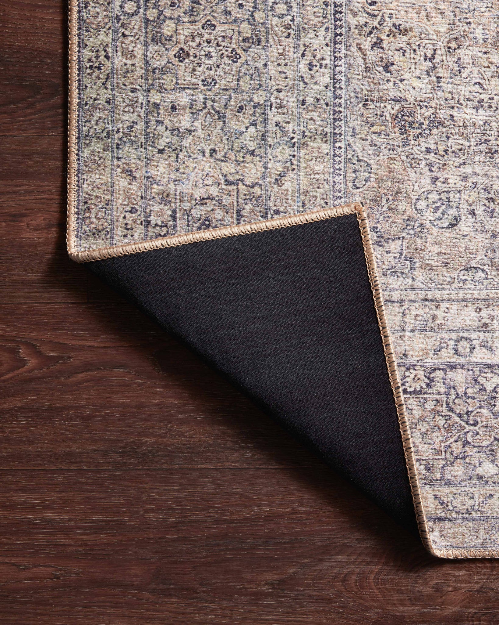 Wynter Silver / Charcoal shown from a different angle to reveal its pattern.