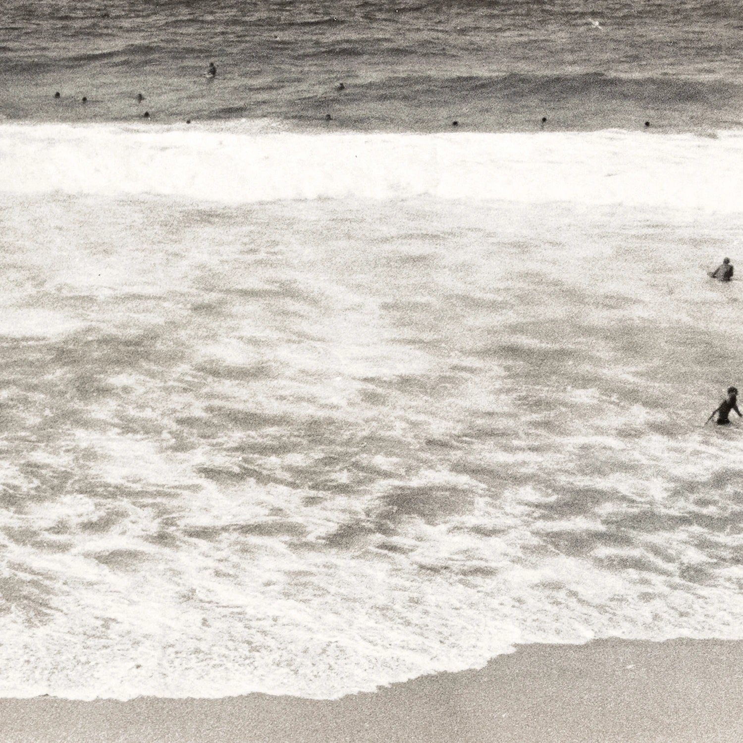 front view of Bronte Beach C.1967 luxury Artwork