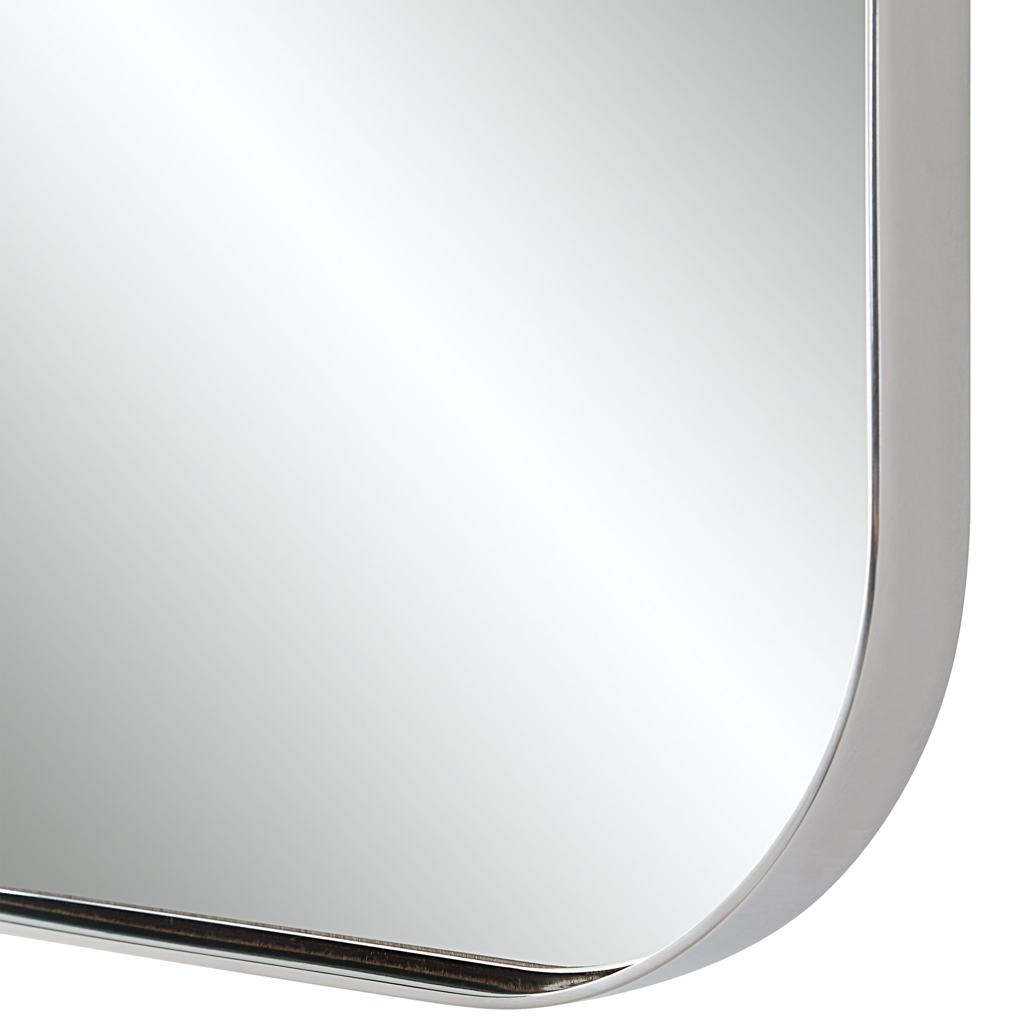 Louvas mirror by Renwil, close-up of rounded edge with clear reflective surface